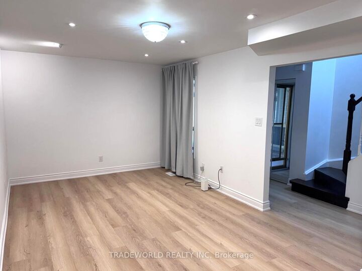 Property Photo: 45 Trafford Crescent ON L3R 7H9