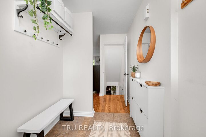 Property Photo:  27 Celebration Street  ON K2C 4A6 