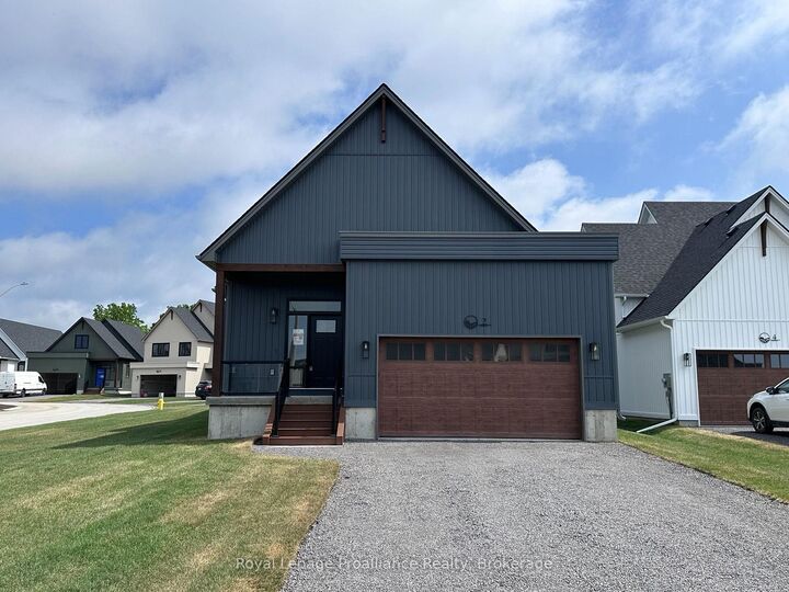 Property Photo: 2 Merriman Court ON K0K 1S0