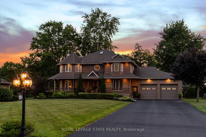 Property Photo: 994 Courtland Drive ON L9G 3L1
