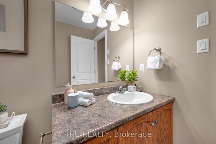 Property Photo: 76 Johanna Street ON K0A 1A0