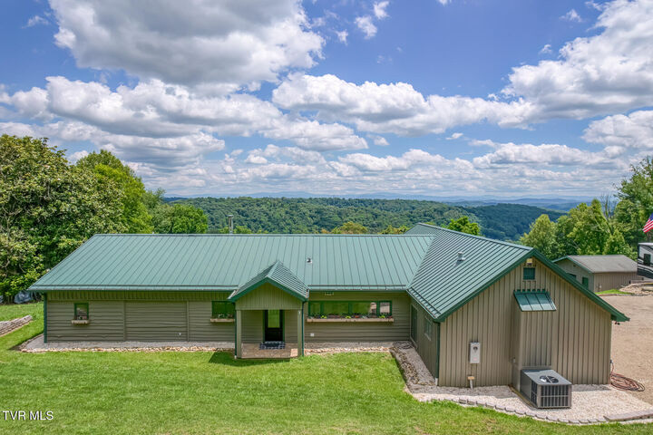 Property Photo: 4537 Old Stage Road TN 37664