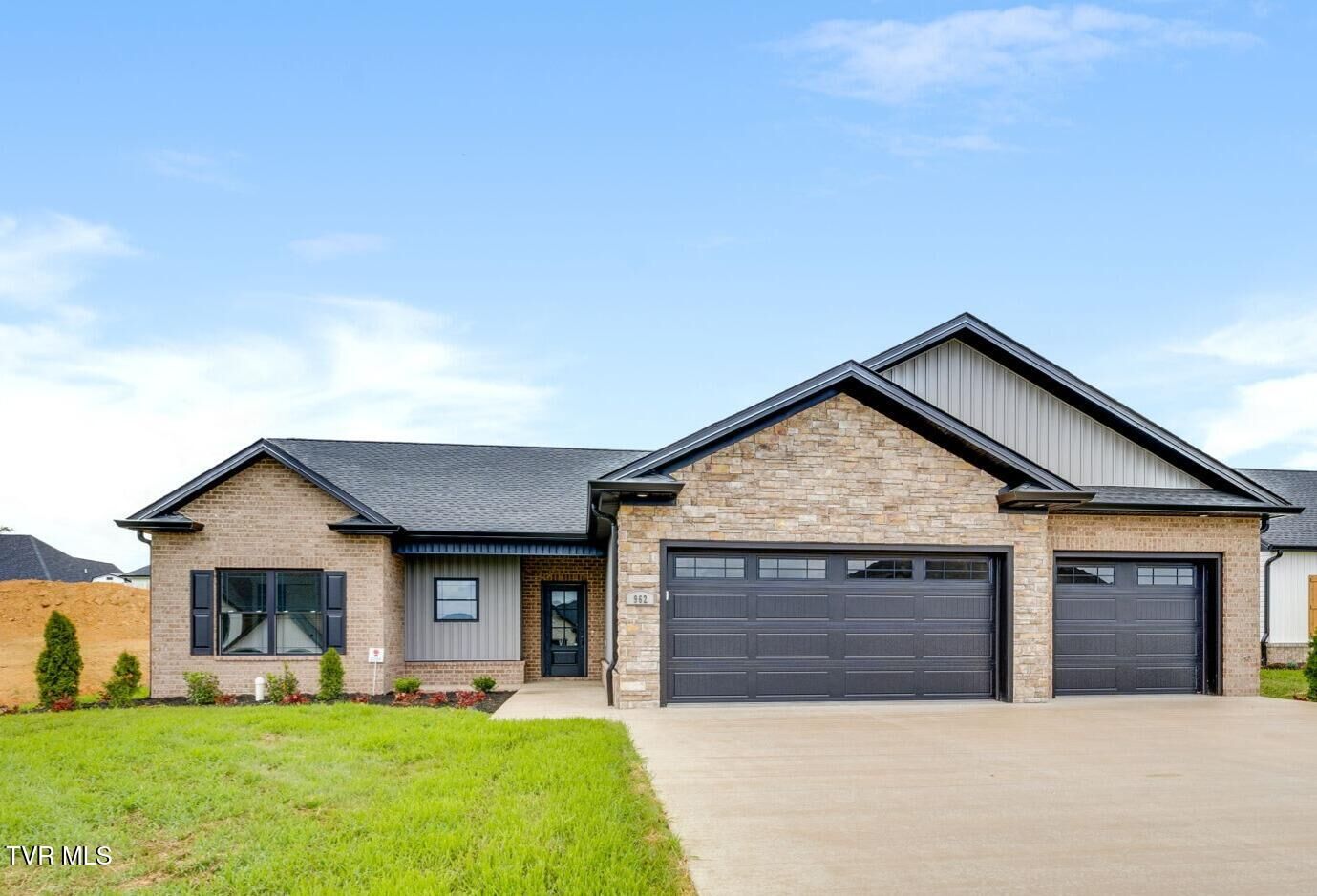 Property Photo:  962 Cabot Cove  TN 37659 