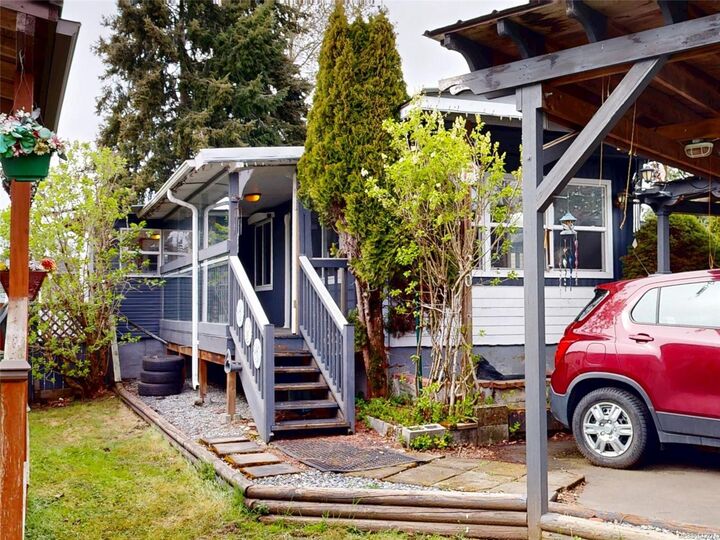 Property Photo:  80 Fifth St #20  BC V9R 1N9 