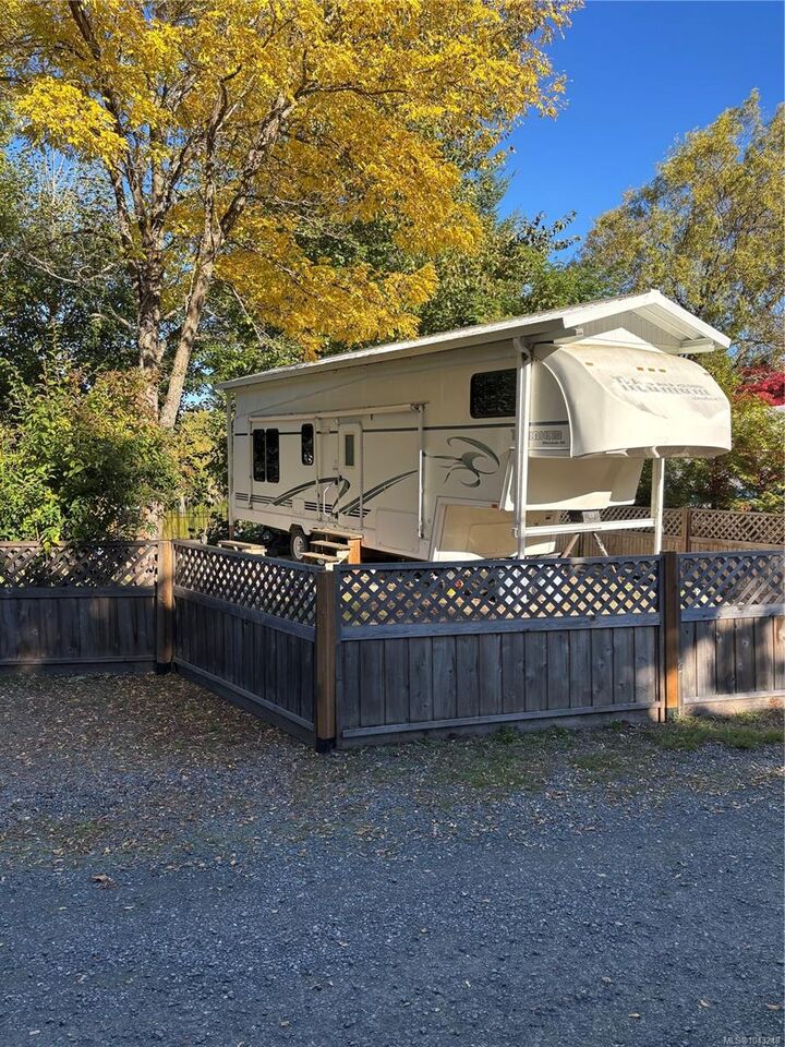 Property Photo: 2650 Turnbull Rd #F14 BC V9K 2R2