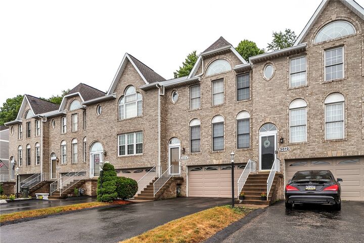 Property Photo:  3014 Estate Dr  PA 15071 