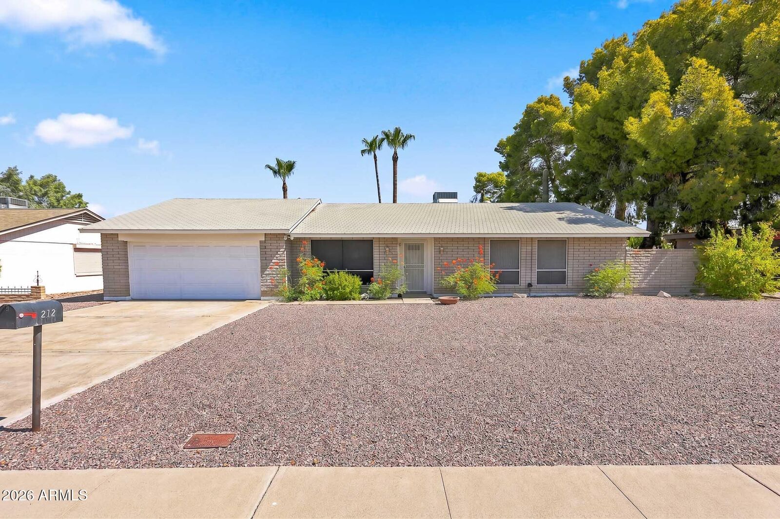 Property Photo: 212 E Eugie Avenue AZ 85022
