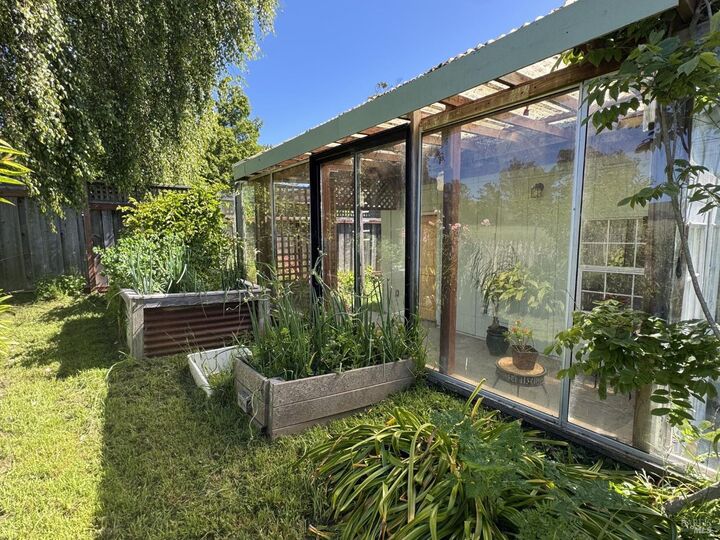 Property Photo:  39 Carrie Street  CA 94971 