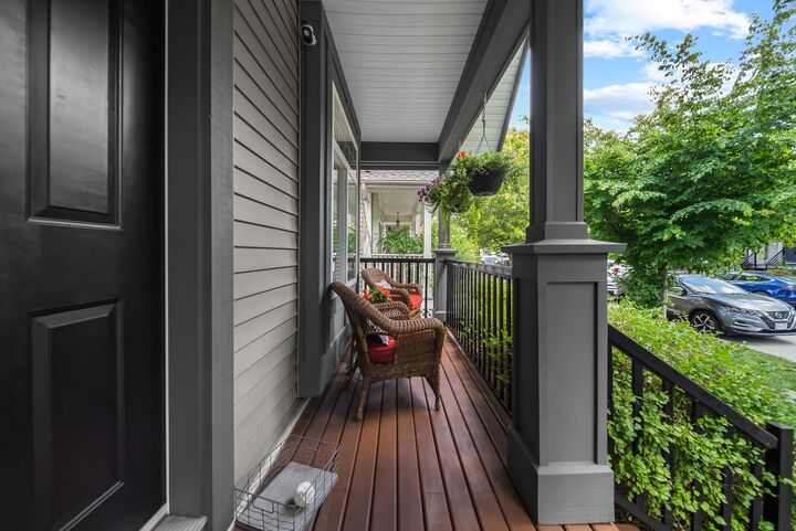 Property Photo: 18565 67 Avenue BC V3S 1Z1