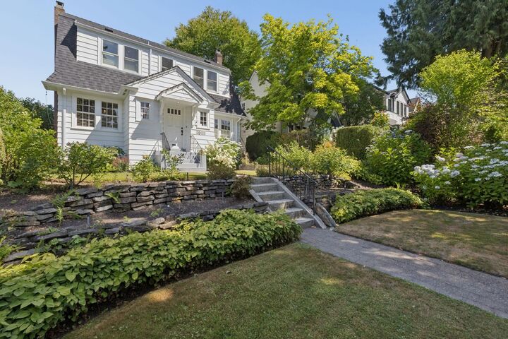 3933 W King Edward Avenue — photo 1