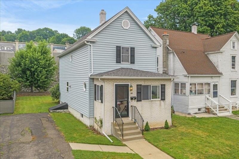 Property Photo:  42 Adams Street  NY 13905 