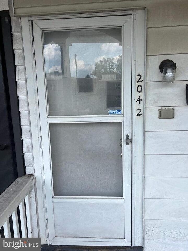 Property Photo:  2042 Berryhill Street  PA 17104 