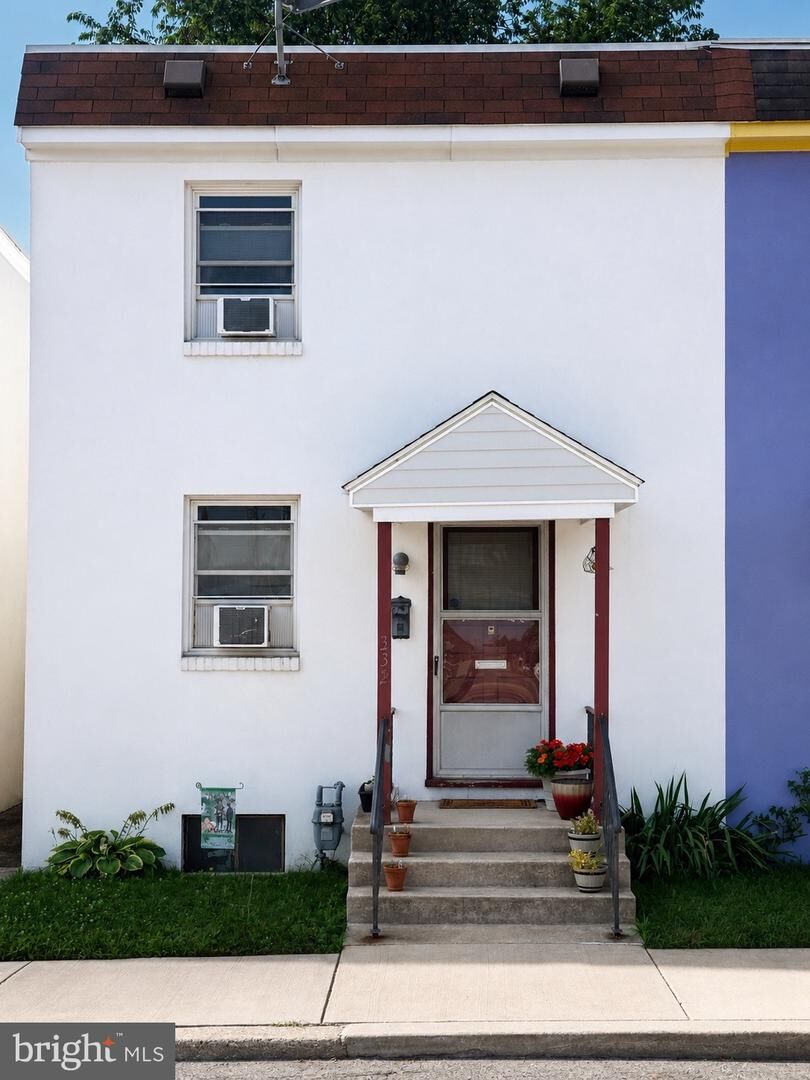 Property Photo:  332 E South Street  PA 17403 