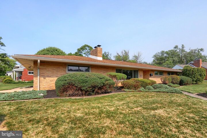Property Photo:  23 Columbia Drive  PA 17011 