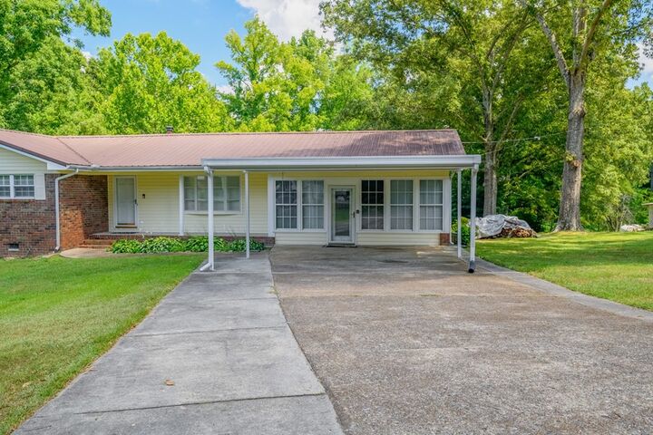 Property Photo: 1116 Beaverdale Road GA 30721