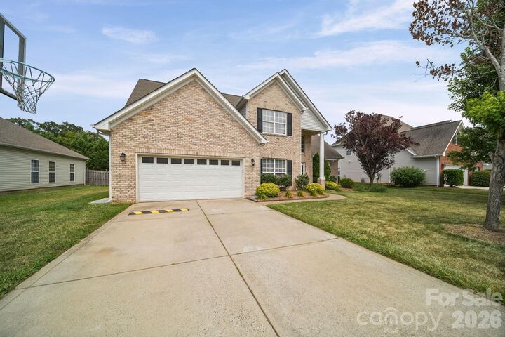 Property Photo: 4018 Waxwood Drive NC 28110
