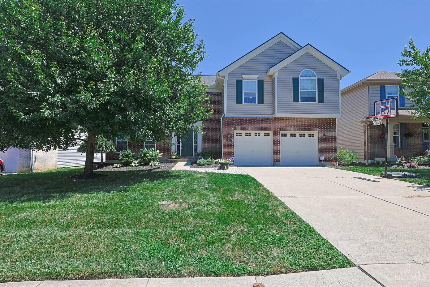 Property Photo: 7218 Ruwes Oak Drive OH 45248
