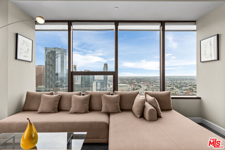 Property Photo: 1100 Wilshire Blvd CA 90017