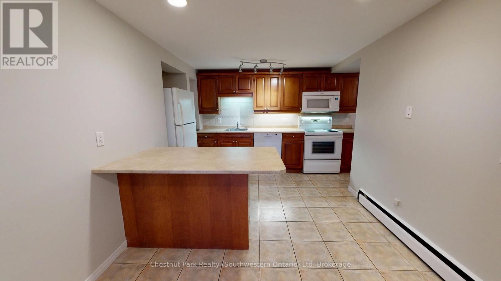 Property Photo: 246 Fountain Street South 102 ON N3H 1H9