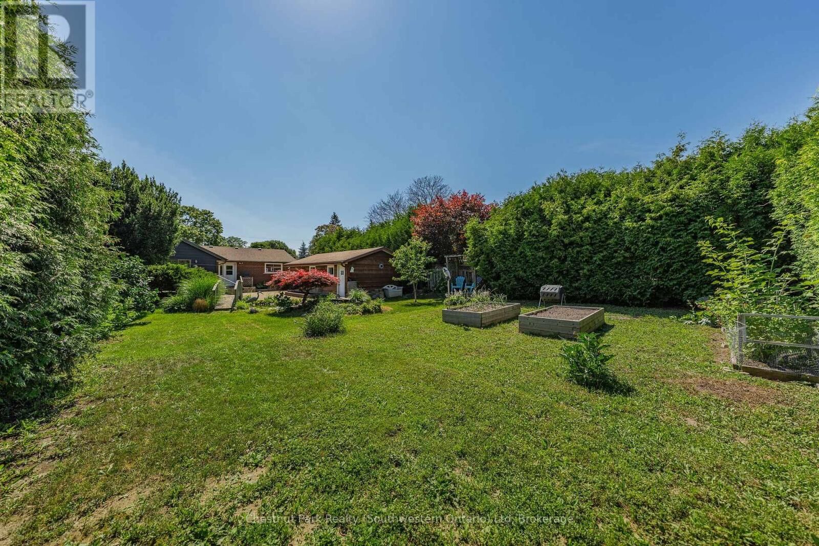 Property Photo: 81 Cheltonwood Avenue ON N1E 4E4