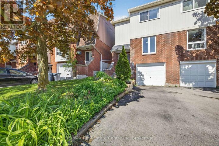 137 Dovercliffe Road — photo 1