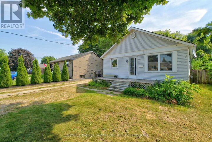 Property Photo:  254 Marlborough Street  ON N0M 1S2 