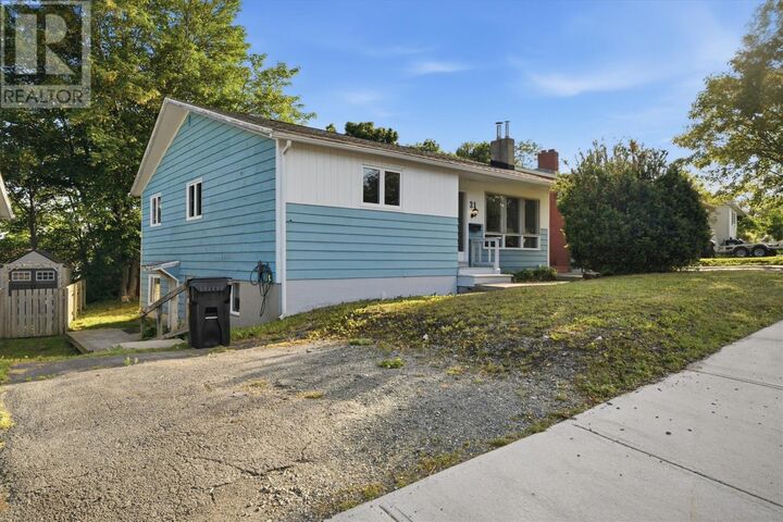 Property Photo:  21 Harris Road  NL A1E 3K7 