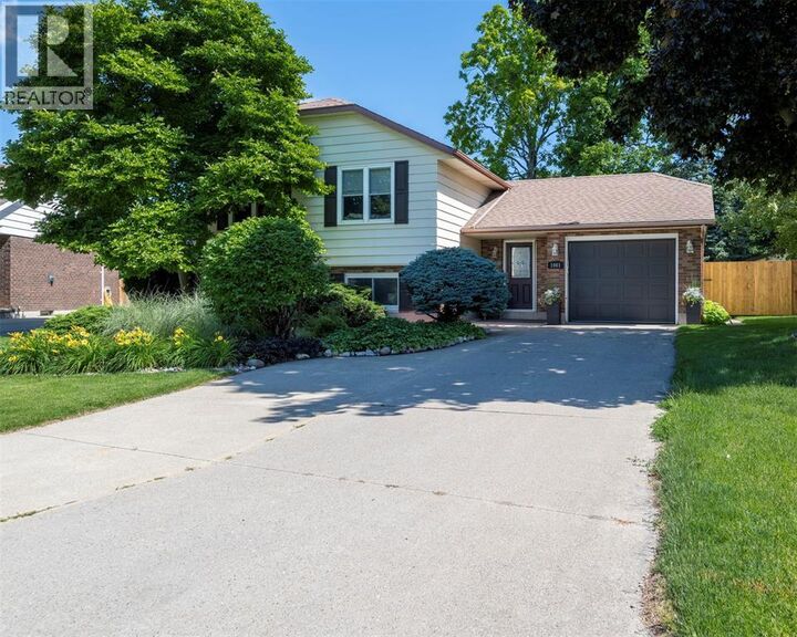 Property Photo:  1061 Brimwood Crescent  ON N7S 5E8 