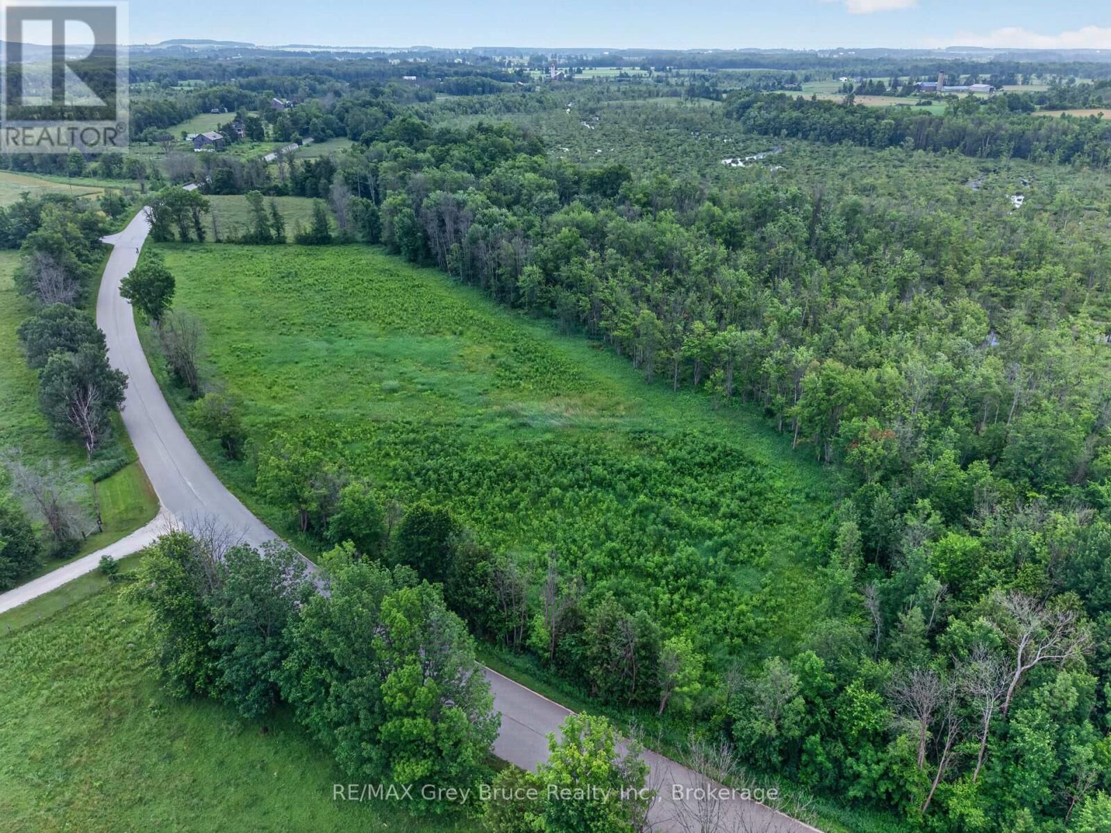 Property Photo:  403211 Concession Rd 20, Georgian Bluffs Corners  ON N0H 1S0 