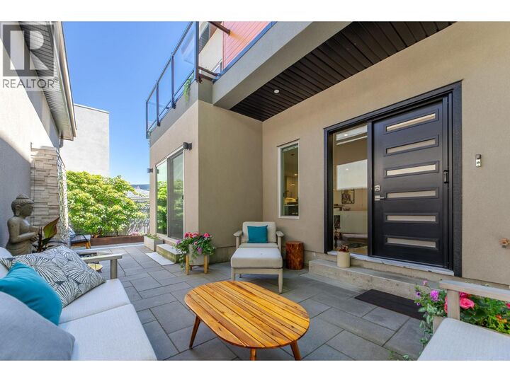 Property Photo: 589 Churchill Avenue 102 BC V2A 1E2