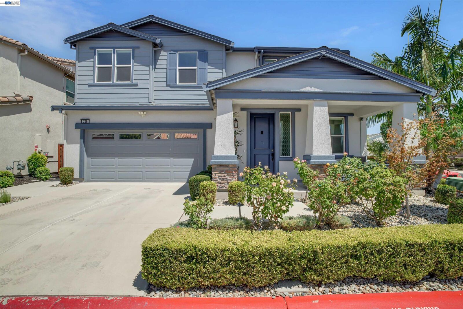 Property Photo:  208 Halloran Ct  CA 94513 