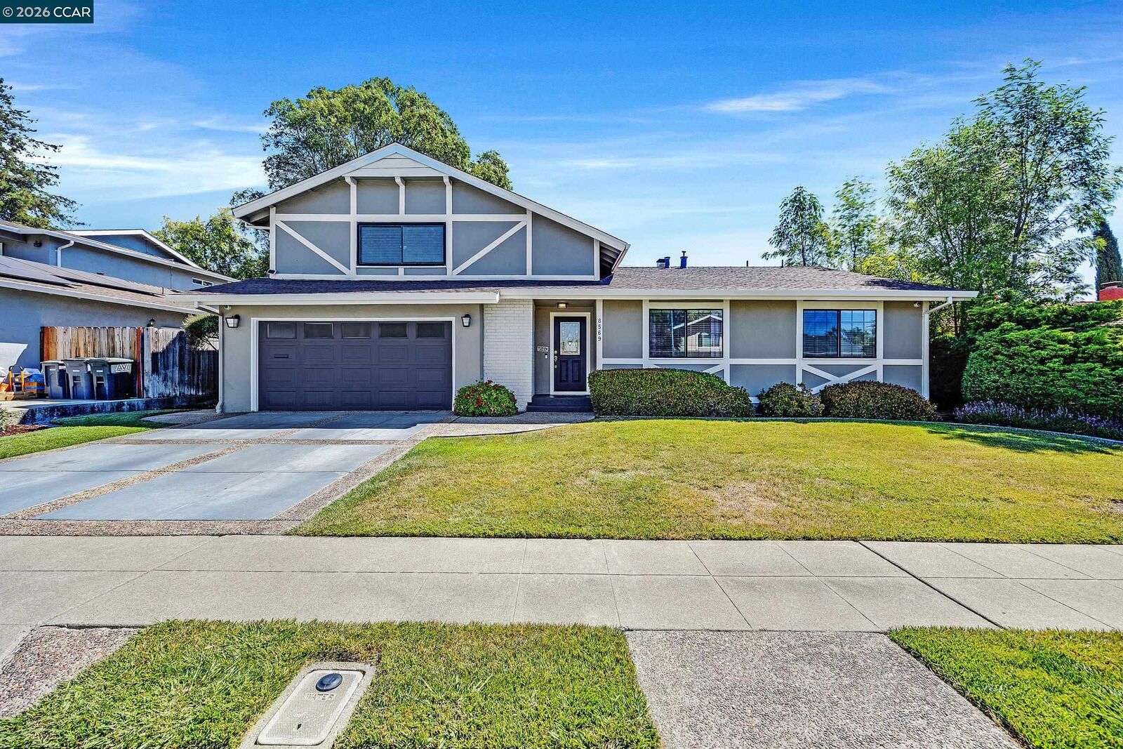 Property Photo: 8569 Wicklow Ln CA 94568