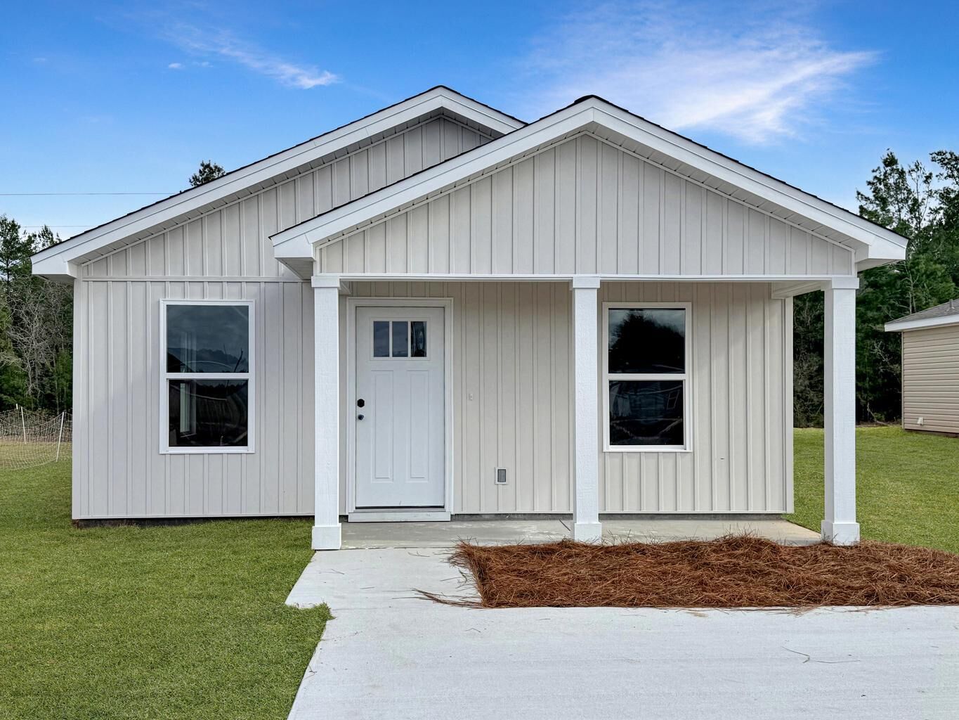 Property Photo:  5436 Bayleaf Drive  FL 32539 