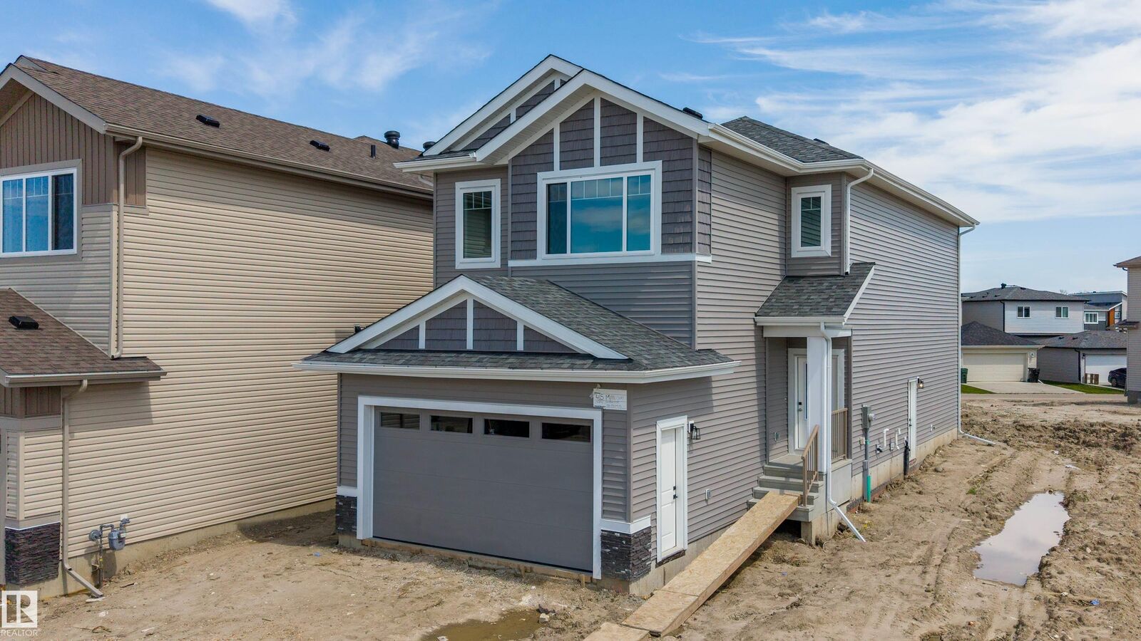 Property Photo:  415 Munn Court  AB T9E 0J9 