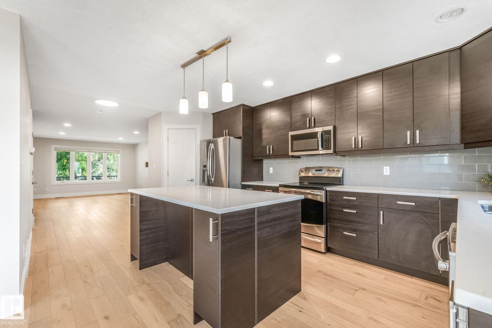 Property Photo: 10433 70 Avenue NW AB T6H 2E7