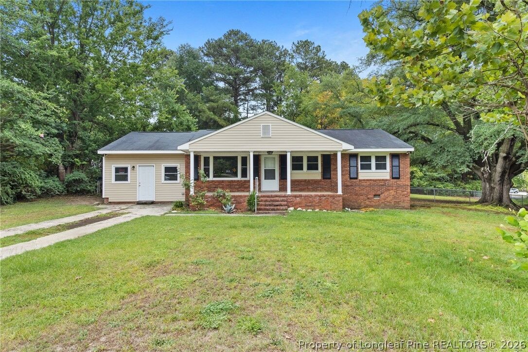Property Photo:  735 Hilton Drive  NC 28311 