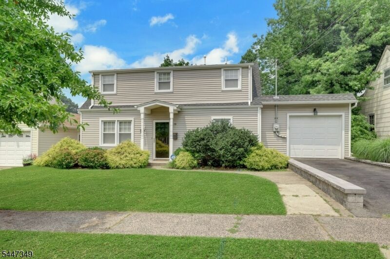 Property Photo:  15 Lynne Ave  NJ 07506 