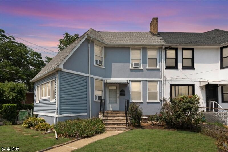 Property Photo:  1051 S Elmora Ave  NJ 07202 