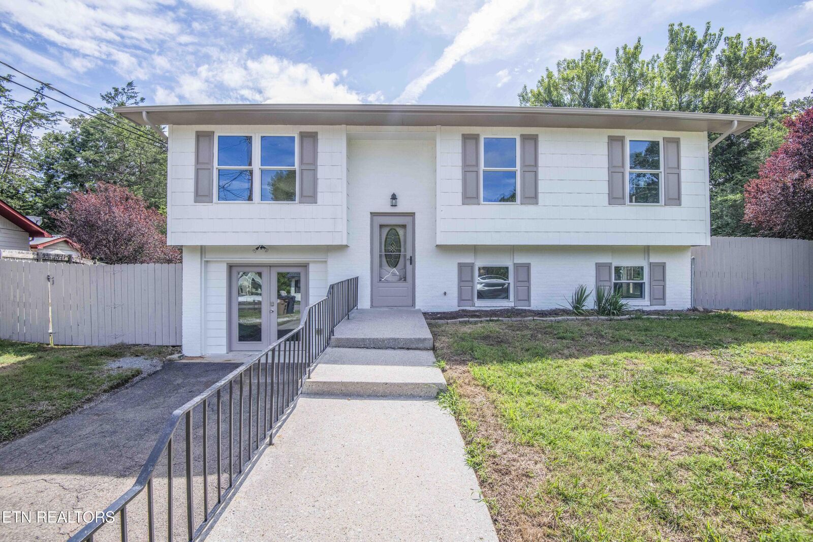 Property Photo:  6420 Trousdale Rd  TN 37921 