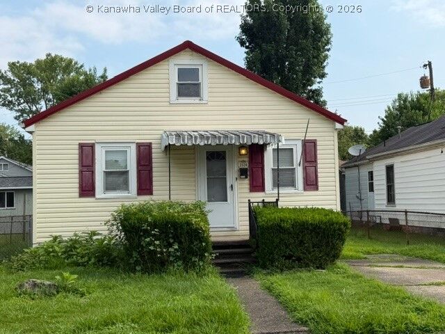 Property Photo:  2520 Lincoln Avenue  WV 25177 
