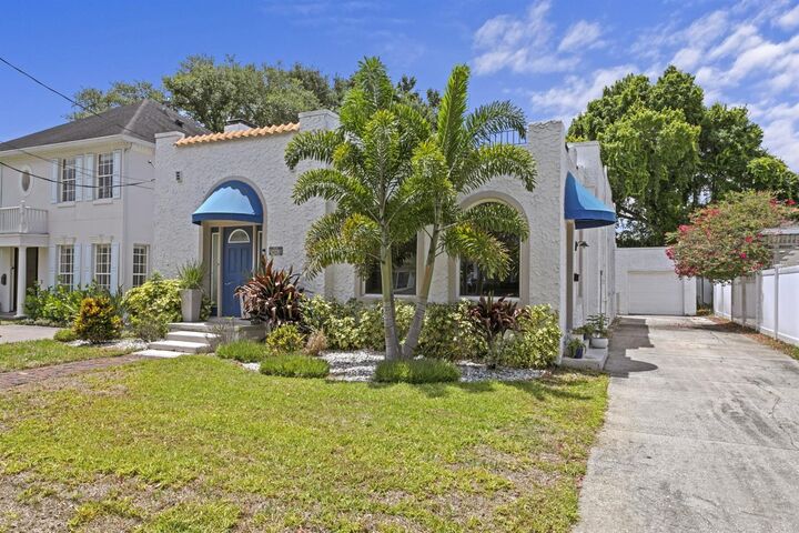 Property Photo:  3012 W San Nicholas Street  FL 33629 