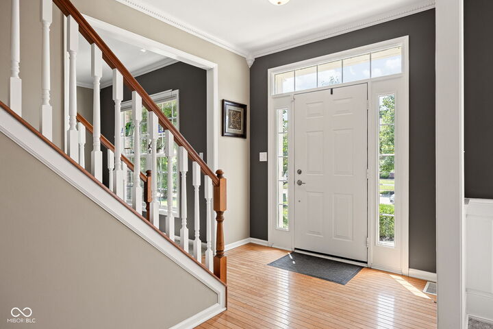 Property Photo:  5712 Pebblestone Court  IN 46033 