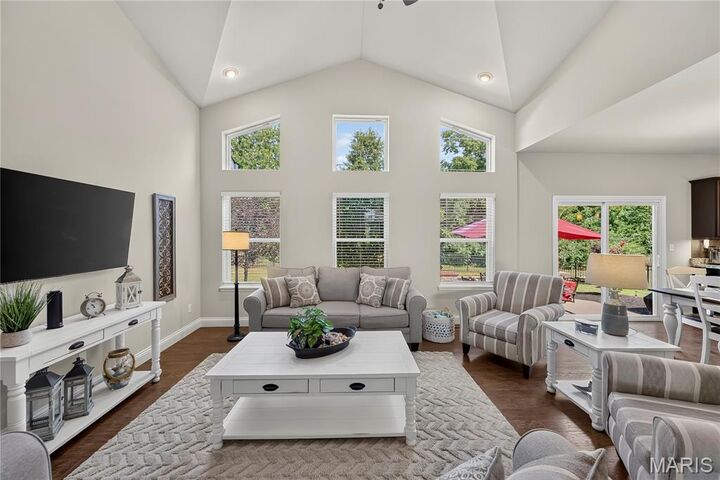 Property Photo: 1809 Barclay Trail Drive MO 63385
