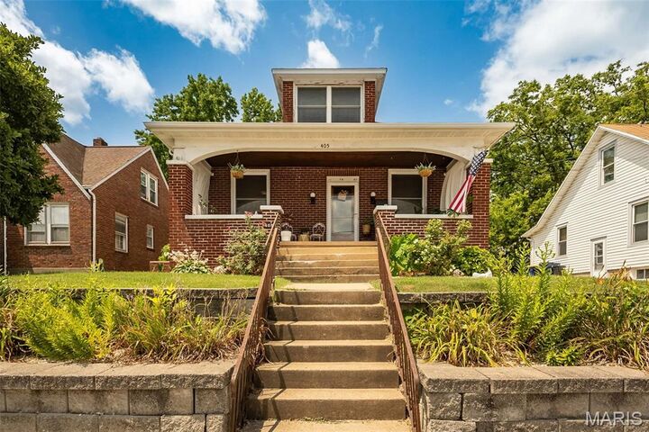 Property Photo: 405 High Street MO 63090