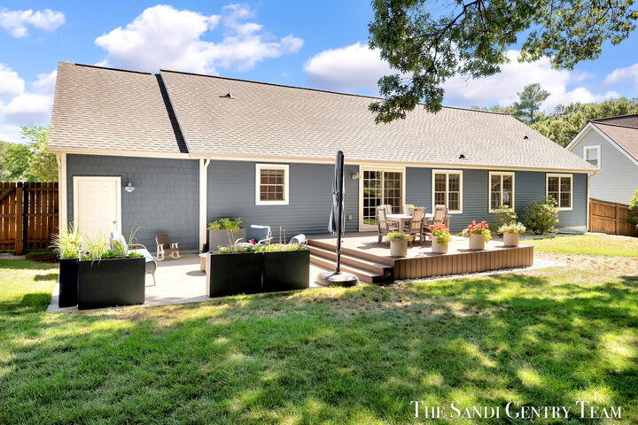 Property Photo:  15055 Oakland Street  MI 49456 