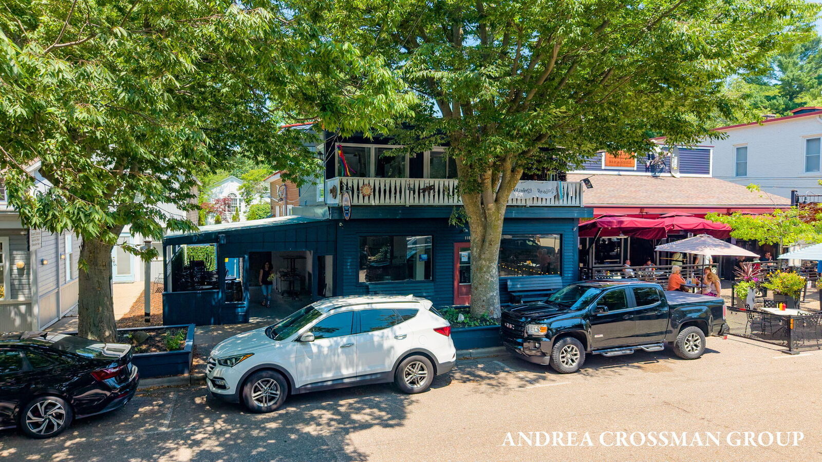 Property Photo: 118 Hoffman Street MI 49453