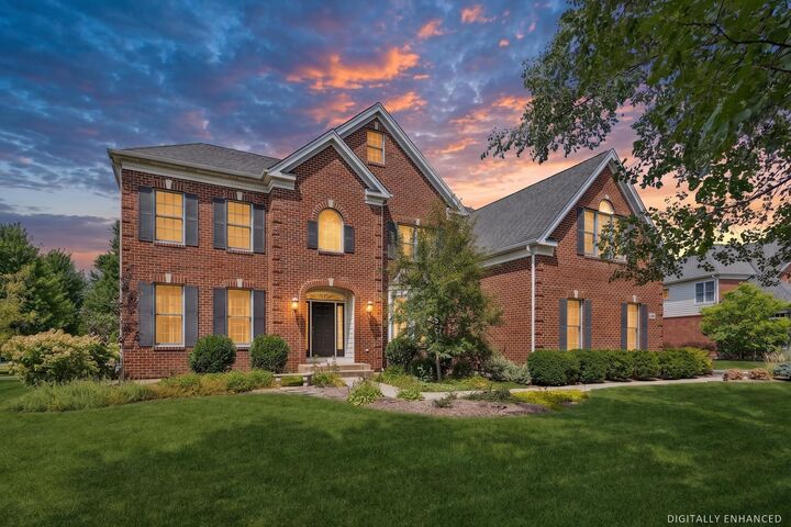 Property Photo: 29 Glacier Circle IL 60010