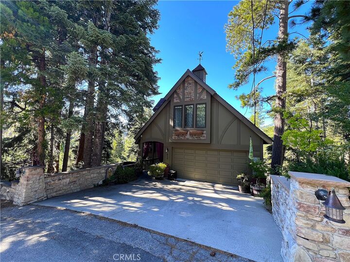 Property Photo:  846 Golf Course  CA 92352 