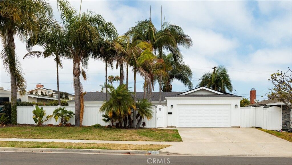 Property Photo:  1582 Ponderosa Street  CA 92626 