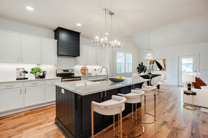 Property Photo: 335A McKennell Dr TN 37206